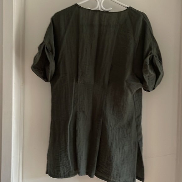 Zara minimalist tunic - Picture 3 of 3